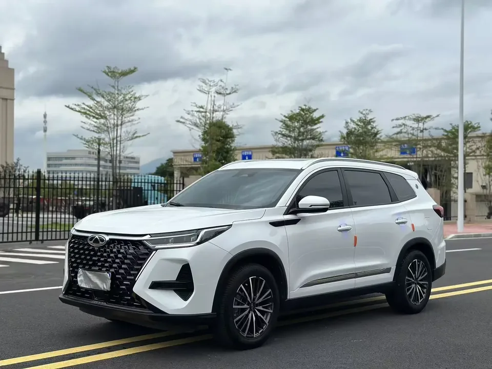 Chery Tiggo 8 Pro Tiggo 8 PRO 2024 Champion Edition 290T 2WD Shining Edition 5 Seaters 2024 — photo 1, buy with delivery to Moscow
