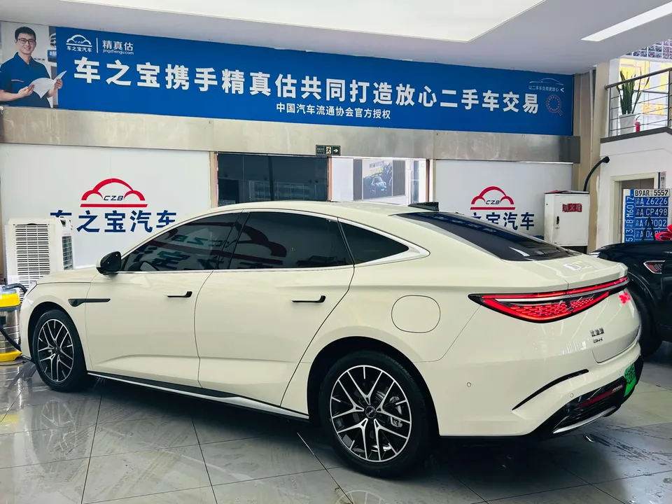 BYD Seal 07DM Seal 07DM 2024 DM-i 125KM Premium 2025 — thumbnail 2
