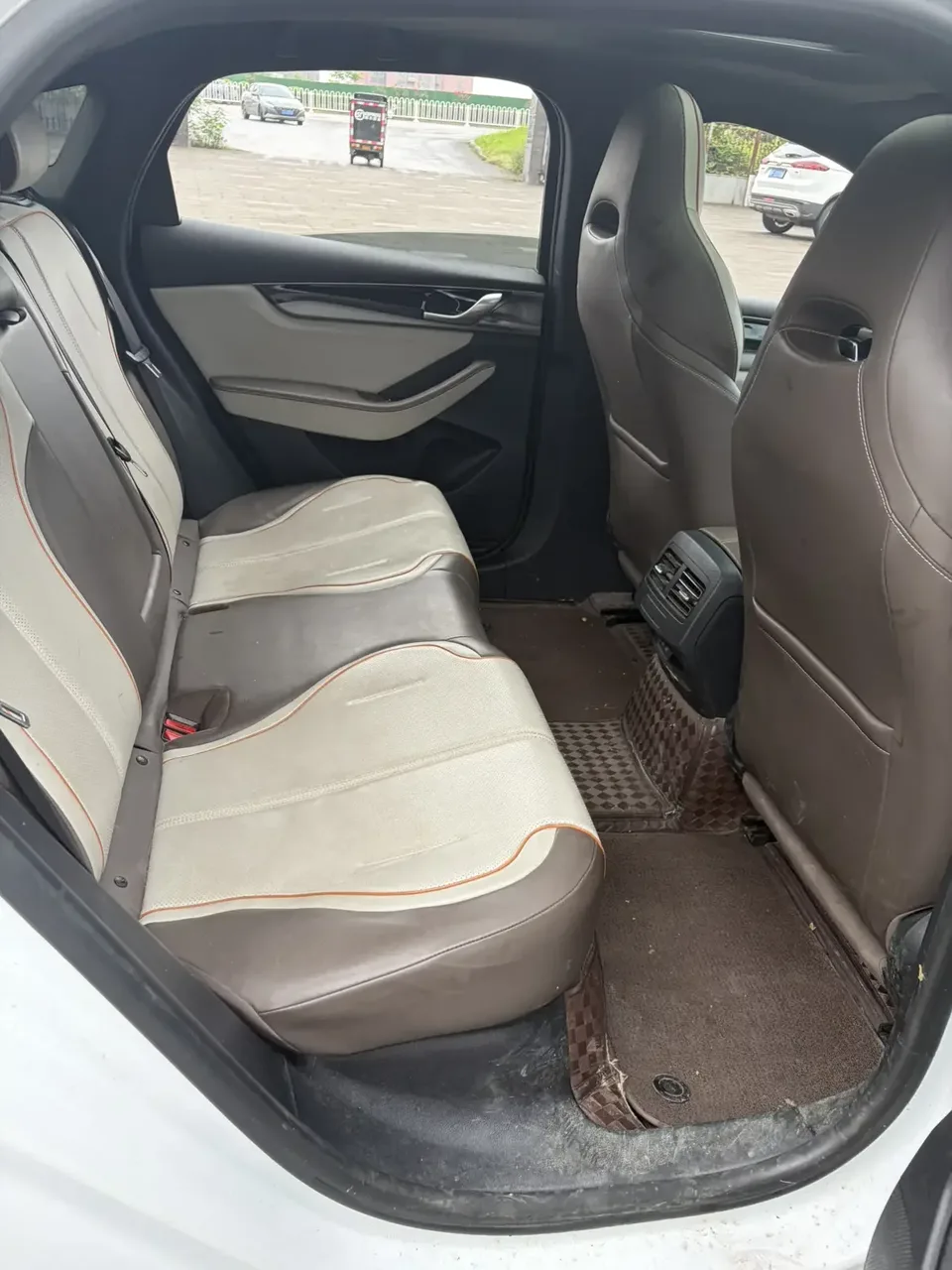 BYD Qin PLUS DM Qin PLUS DM 2024 Honor Edition DM-i 120KM Excellence 2024 — thumbnail 3