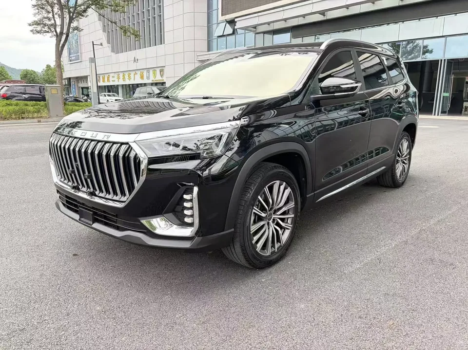 Jetour Jietu X90 PLUS Jietu X90 PLUS 2024 1.6TD DCT Villa 2024 — photo 1, buy with delivery to Moscow