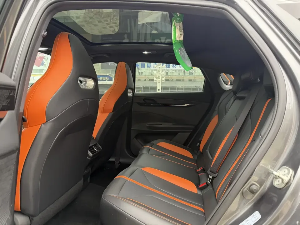 Changan UNI-V Changan UNI-V 2025 1.5T 500Bar Premium Sports 2025 — thumbnail 3