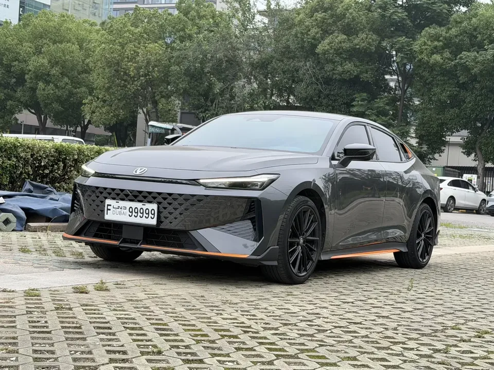 Changan UNI-V Changan UNI-V 2025 1.5T 500Bar Premium Sports 2025 — thumbnail 5