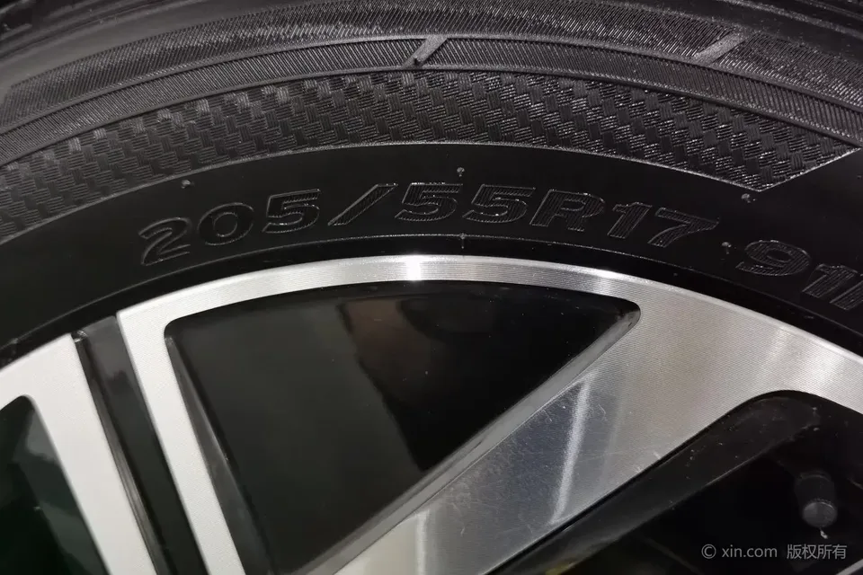 Volkswagen Sagitar Sagitar 2024 300TSI DSG Beyond Edition 2024 — thumbnail 3