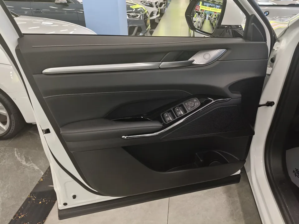 Haval H6 Haval H6 2024 1.5T Automatic 2WD Classic Edition 2024 — thumbnail 4