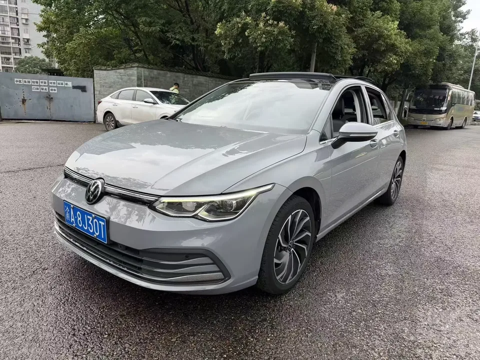 Volkswagen Golf golf 2021 280TSI DSG Pro 2022 — фото 1, купить с доставкой в Москву