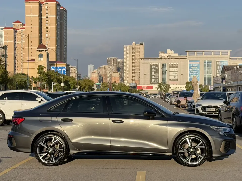 Audi A3 Audi A3 2023 A3L Limousine 35 TFSI Luxury Sports 2023 — thumbnail 2