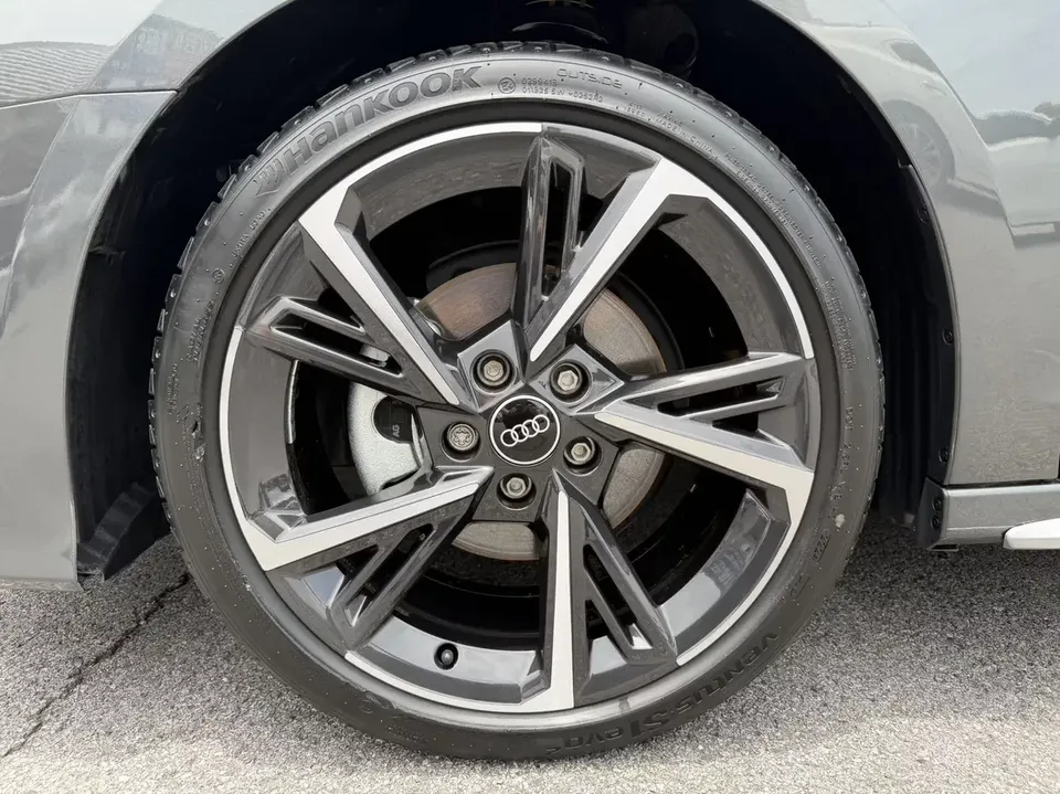 Audi A3 Audi A3 2023 Sportback 35 TFSI Stylish and sporty 2023 — thumbnail 4