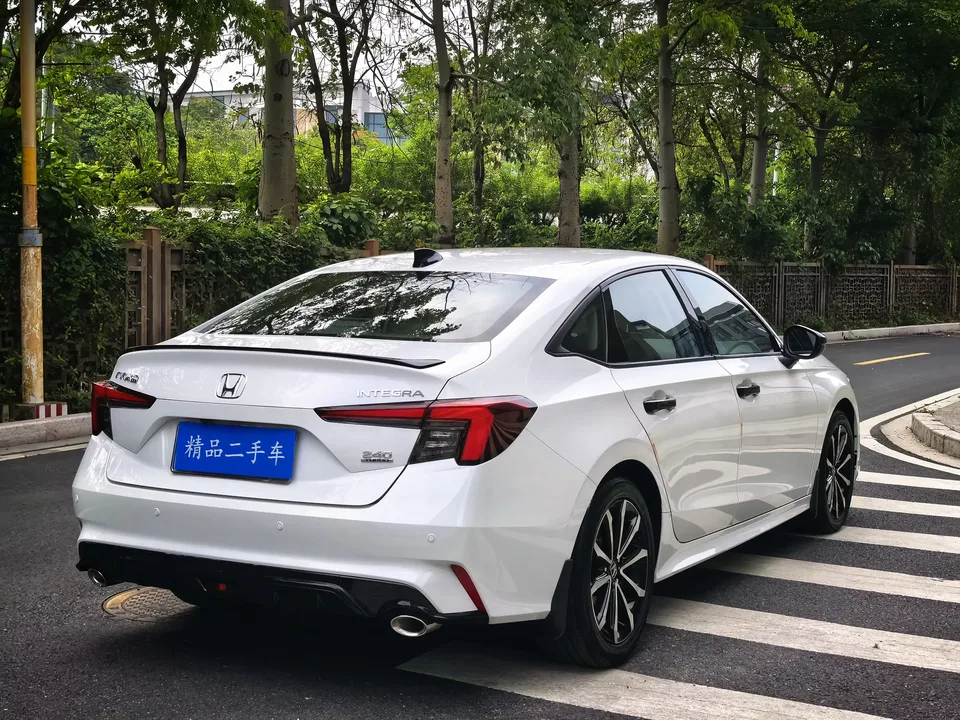 Honda Integra Style 2023 240TURBO CVT Phantom Night Tech Edition 2024 — thumbnail 5