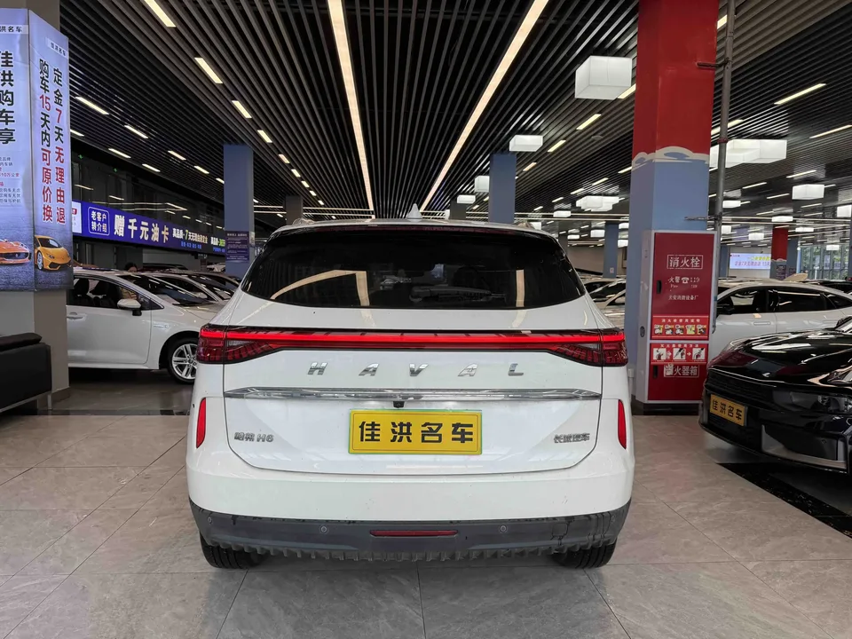 Haval H6 Haval H6 2024 1.5T Automatic 2WD Classic Edition 2025 — thumbnail 2