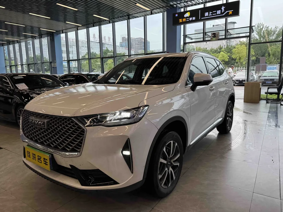 Haval H6 Haval H6 2024 1.5T Automatic 2WD Classic Edition 2025 — photo 1, buy with delivery to Moscow