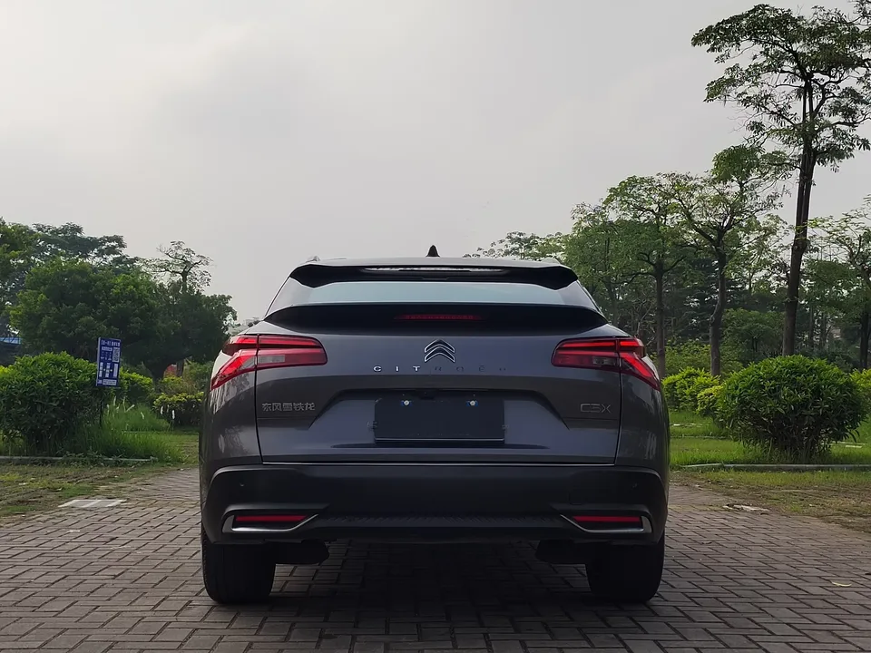 Citroen Versailles C5 X Versailles C5 X 2022 1.6T Extraordinary Tiger Year Opening Edition 2023 — thumbnail 5