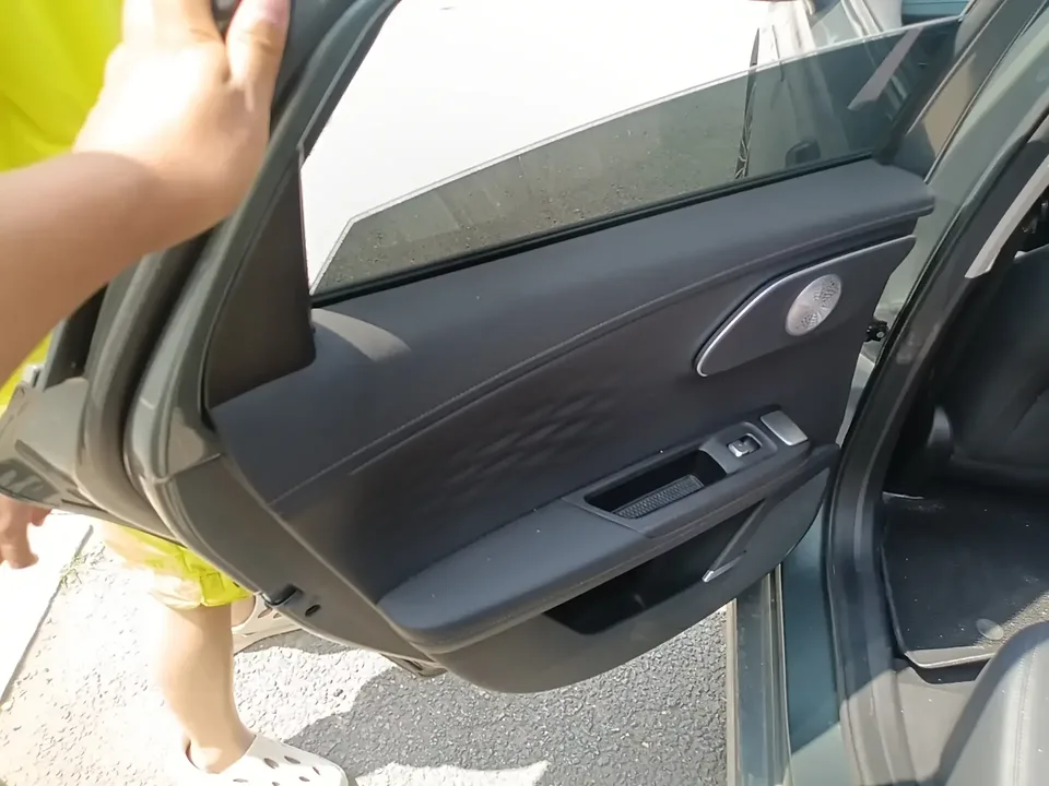 Chery Fengyun A8L Fengyun A8L 2025 145km Luxury 2025 — thumbnail 5