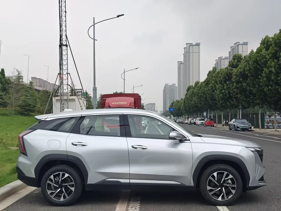 Geely Atlas L Boyue L 2024 1.5TD DCT Longteng Edition 2026 — thumbnail 2