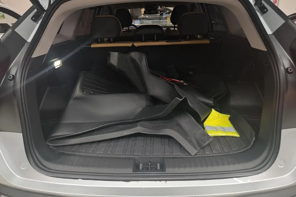 Geely Atlas L Boyue L 2024 1.5TD DCT Longteng Edition 2024 — thumbnail 5