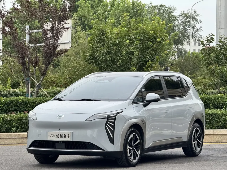 AION Y AION Y 2023 AION Y Younger Star Edition 2023 — photo 1, buy with delivery to Moscow