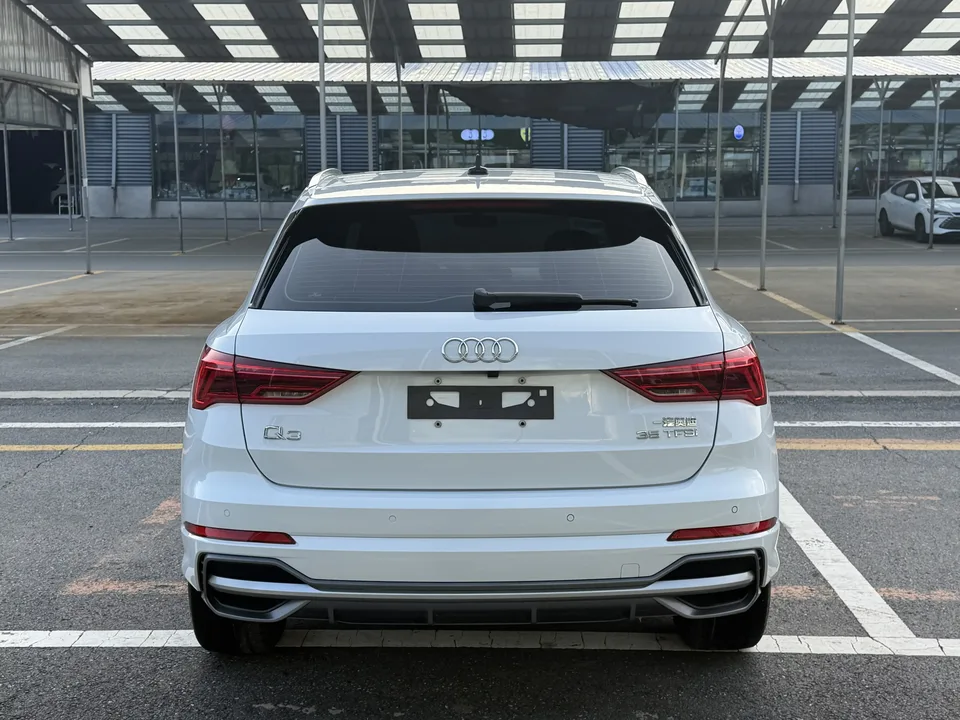 Audi Q3 Audi Q3 2022 35 TFSI Stylish Dynamic 2022 — thumbnail 2