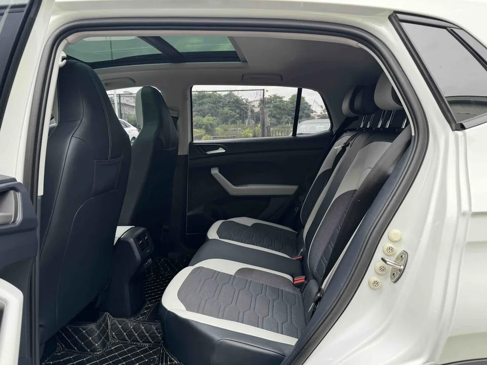 Volkswagen Tharu tuyue 2025 New 1.5L Sharp Edition 2024 — миниатюра 3