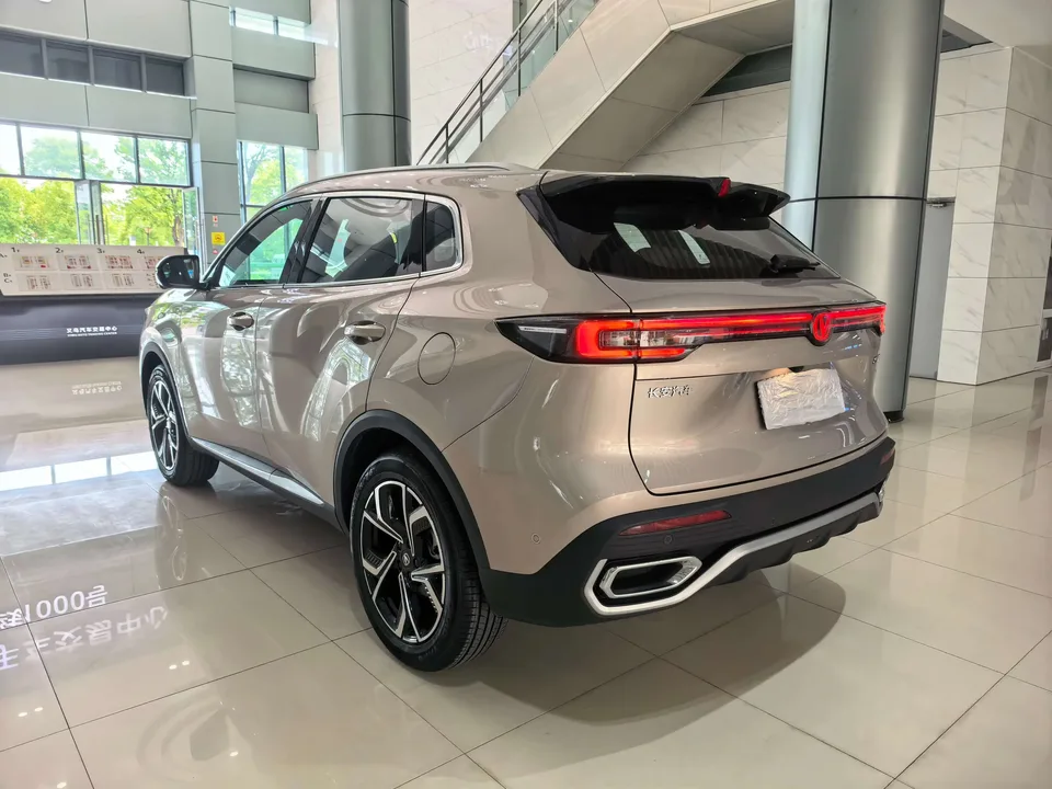 Changan CS55 Plus Changan CS55 PLUS 2026 Fourth Generation New Blue Whale 1.5T Tian Shu Luxury Edition 2025 — thumbnail 2