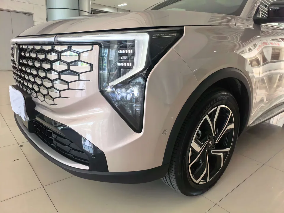 Changan CS55 Plus Changan CS55 PLUS 2026 Fourth Generation New Blue Whale 1.5T Tian Shu Luxury Edition 2025 — thumbnail 4