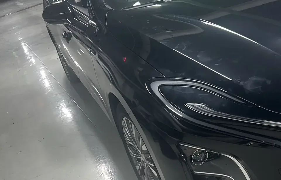 Hongqi E-QM5 Hongqi E-QM5 2024 610KM PLUS version 100kW 2024 — thumbnail 2