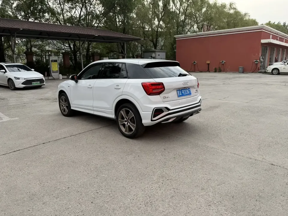Audi Q2L Audi Q2L 2022 35 TFSI Stylish Dynamic 2022 — thumbnail 2