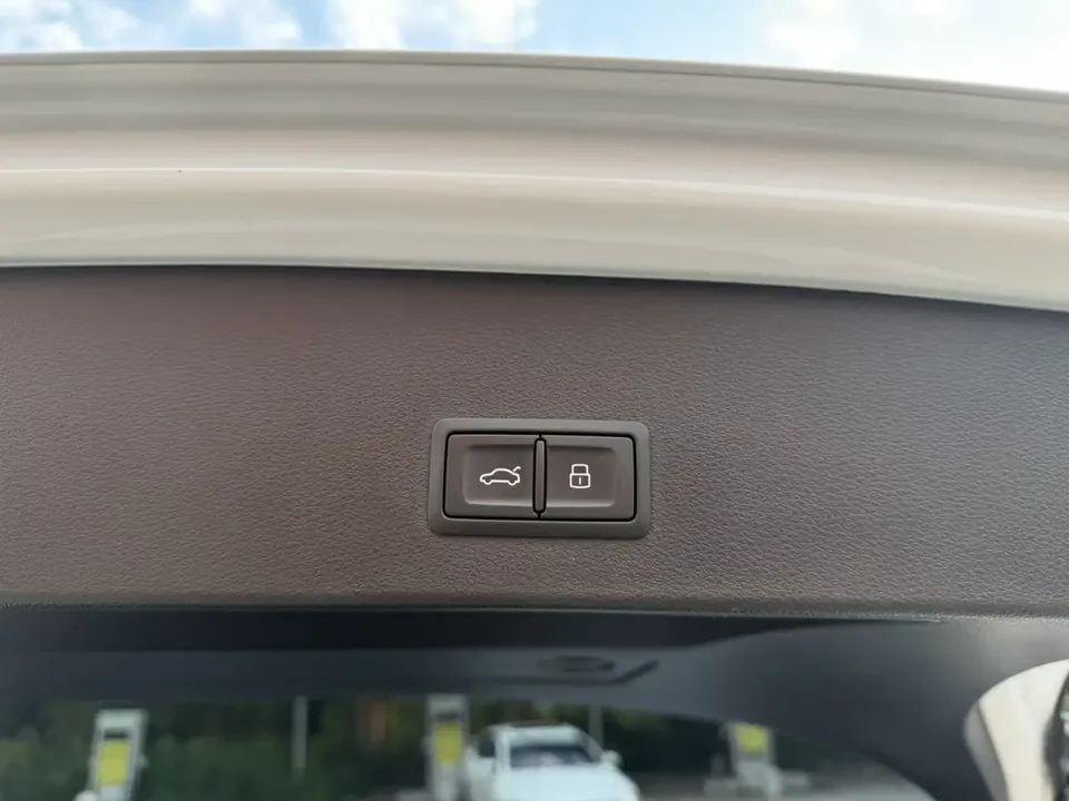 Audi Q2L Audi Q2L 2022 35 TFSI Stylish Dynamic 2022 — thumbnail 4