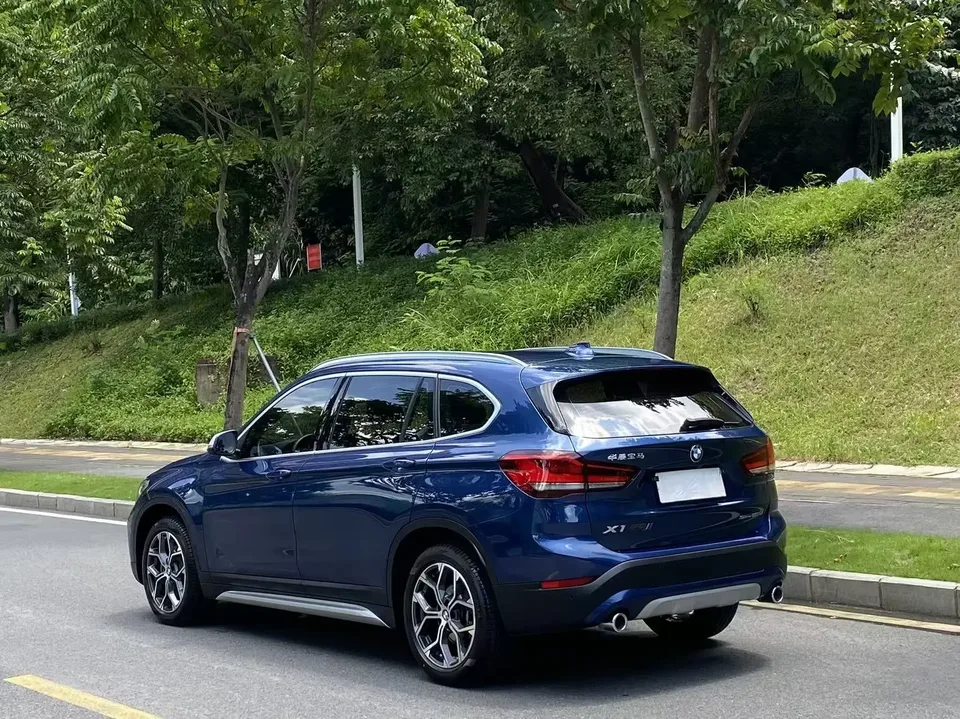 BMW X1 BMW X1 2022 sDrive20Li Fashion 2022 — thumbnail 2