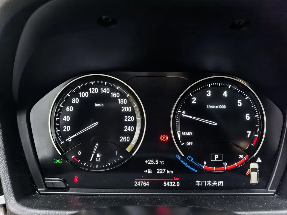 BMW X1 BMW X1 2022 sDrive20Li Fashion 2022 — thumbnail 3