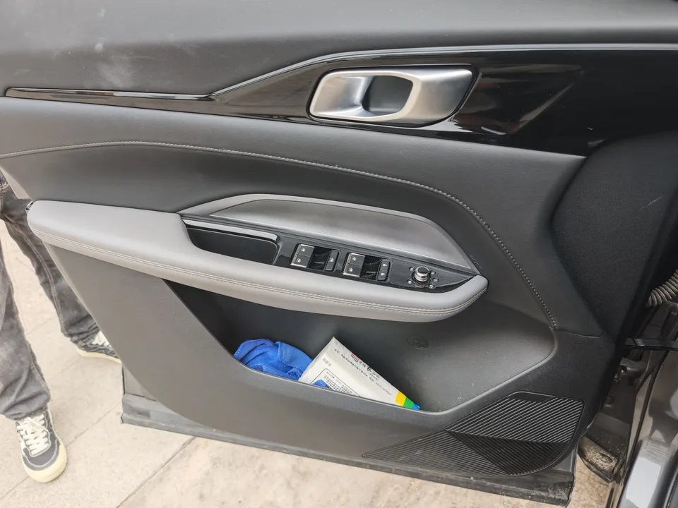 Oshan Changan Auchan Z6 Changan Auchan Z6 2022 Blue Whale 1.5T DCT Intelligent Leading Type 2024 — thumbnail 3