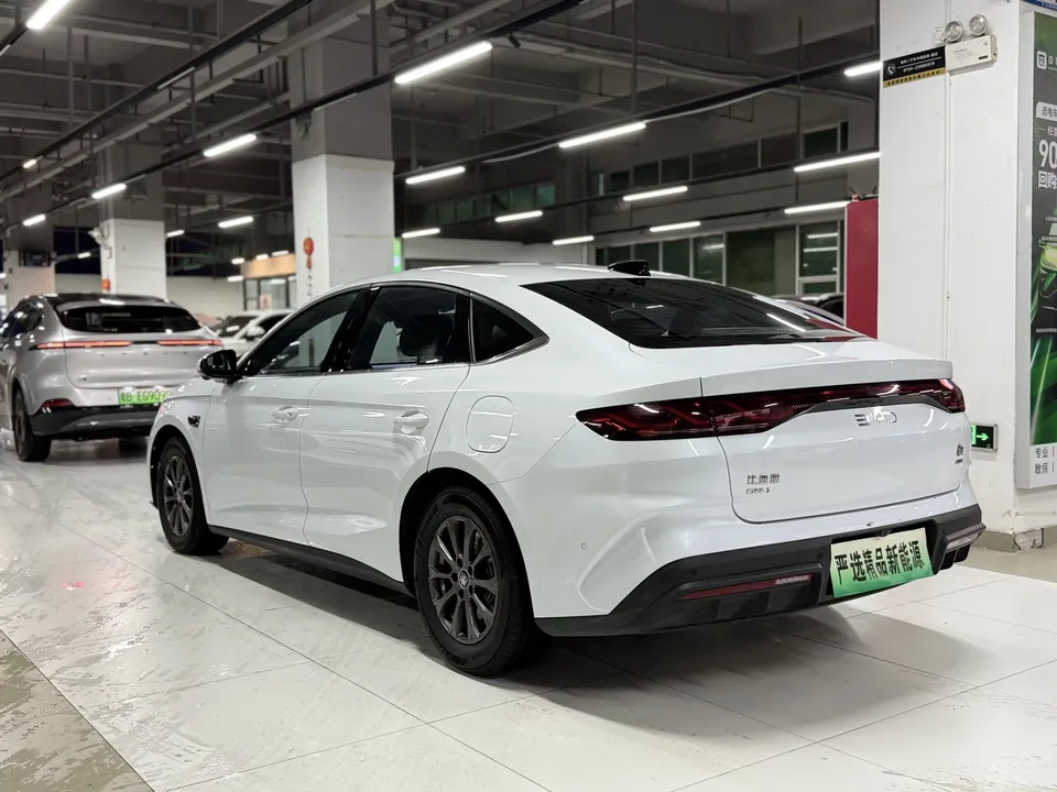 BYD Qin L DM Qin L DM 2025 Intelligent Driving Edition DM-i 80KM Leading Edition 2025 — thumbnail 2