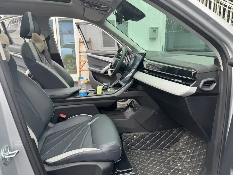 Geely Atlas L Boyue L 2023 1.5TD DCT Honor Edition 2023 — thumbnail 4