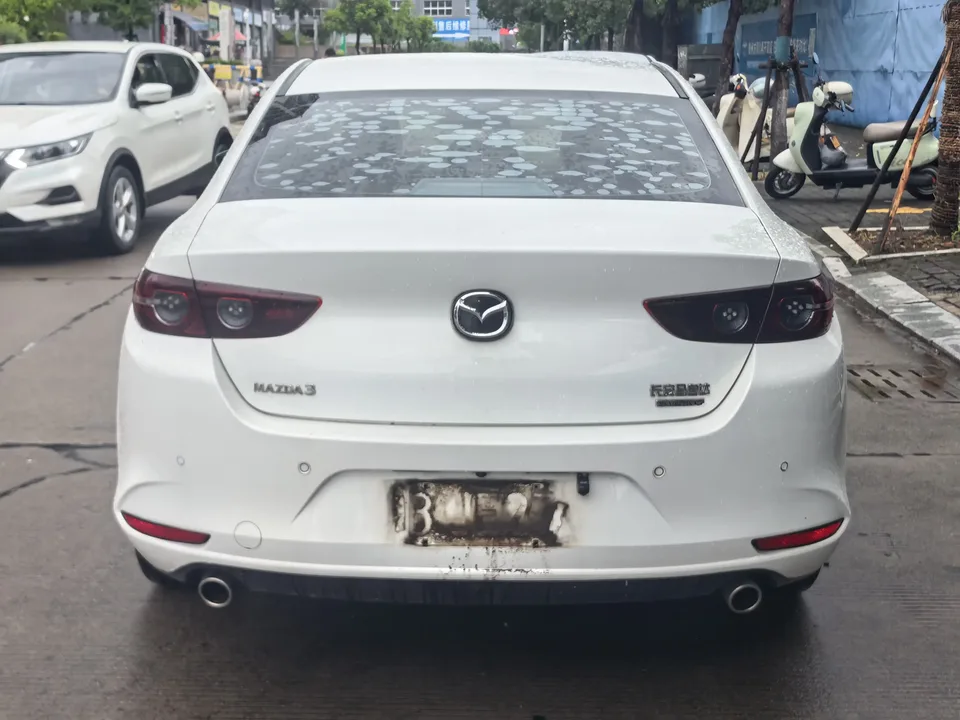Mazda Axela Mazda3 Angkesela 2021 2.0L Automatic Quality Edition 2022 — thumbnail 5