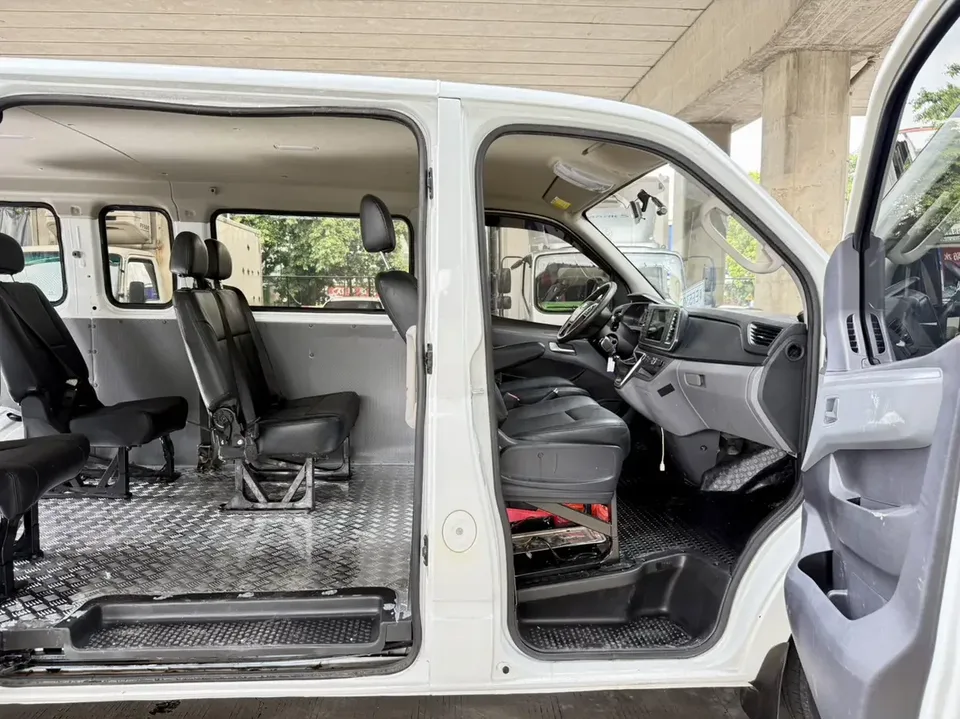 Datong Xintu V80 Xintu V80 2023 2.0T Manual Classic Aoyuntong Long Axis Ultra Low Top 6-9 Seaters 2023 — миниатюра 4