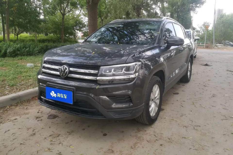 Volkswagen Tharu tuyue 2022 280TSI 2WD Fashion Edition 2023 — photo 1, buy with delivery to Moscow