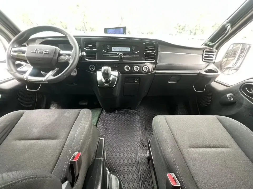 Jiangling Fushun Fushun 2023 2.0T automatic diesel mid-axle mid-high roof commercial multi-purpose passenger car 6 seats 2023 — миниатюра 3