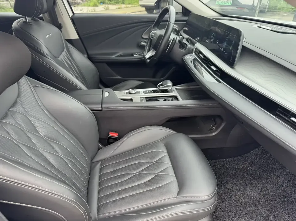 Chery Arrizo 8 Arrizo 8 2022 1.6TGDI DCT Elegant 2024 — thumbnail 4