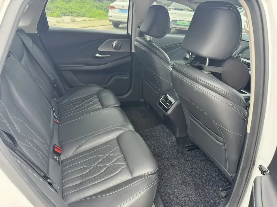 Chery Arrizo 8 Arrizo 8 2022 1.6TGDI DCT Elegant 2024 — thumbnail 5