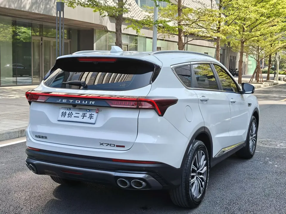 Jetour Jietu X70 PLUS Jietu X70 PLUS 2023 1.5T DCT Brave PLUS 5-seater 2024 — thumbnail 5