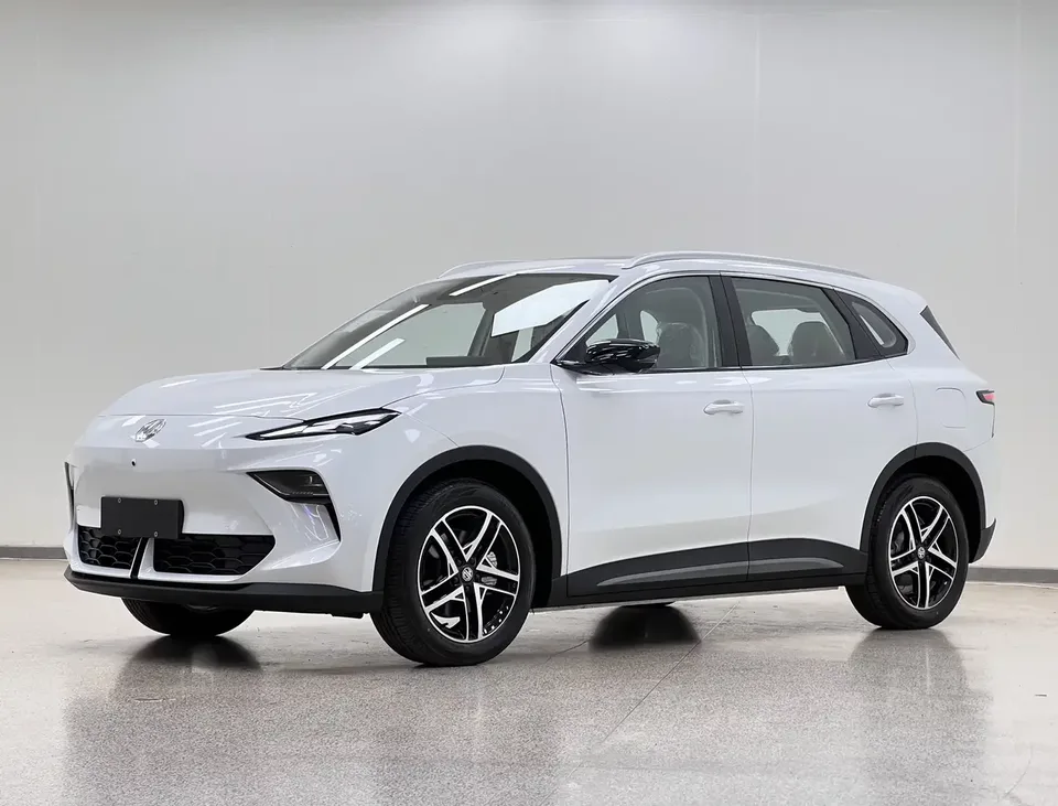 MG ES5 MG ES5 2025 425plus rear-wheel drive version 2026 — photo 1, buy with delivery to Moscow