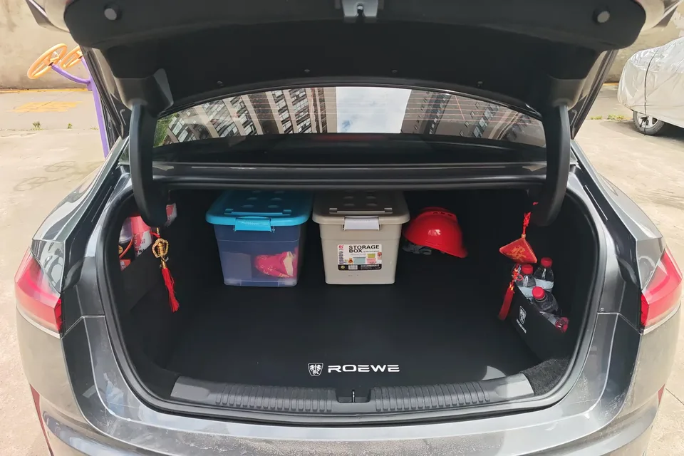 Roewe M7 DMH Roewe M7 DMH 2025 160km Premium Edition 2025 — thumbnail 5