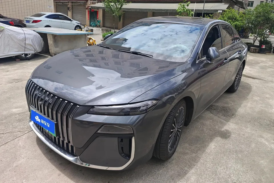 Roewe M7 DMH Roewe M7 DMH 2025 160km Premium Edition 2025 — photo 1, buy with delivery to Moscow