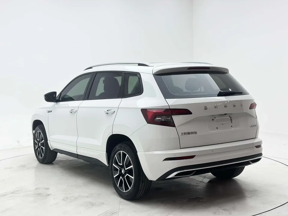 Skoda Karoq Korok 2024 TSI280 Premium Edition 2023 — thumbnail 2