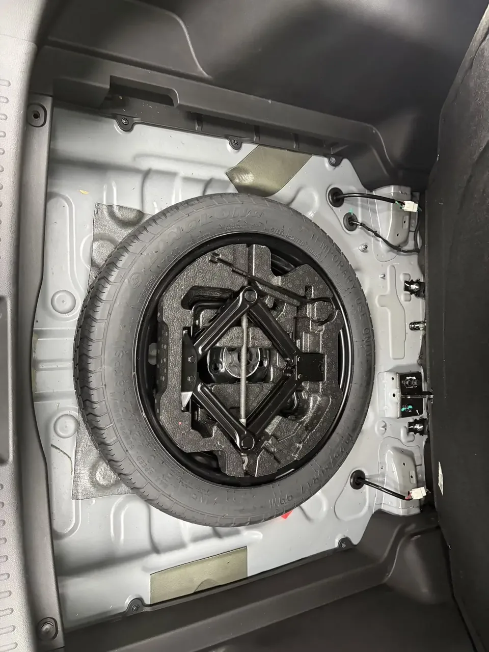 Chery Tiggo 7 Tiggo 7 2023 Super Power Edition 1.5T CVT Super Power Defender 2024 — миниатюра 4