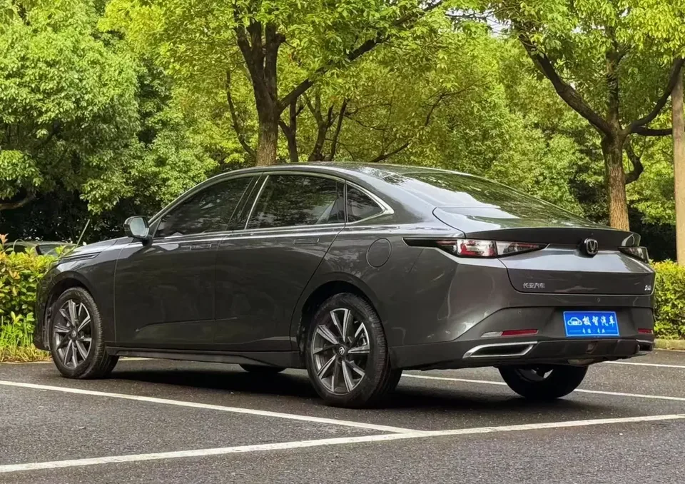 Changan Escape Escape 2024 1.5T DCT flagship model 2024 — thumbnail 2