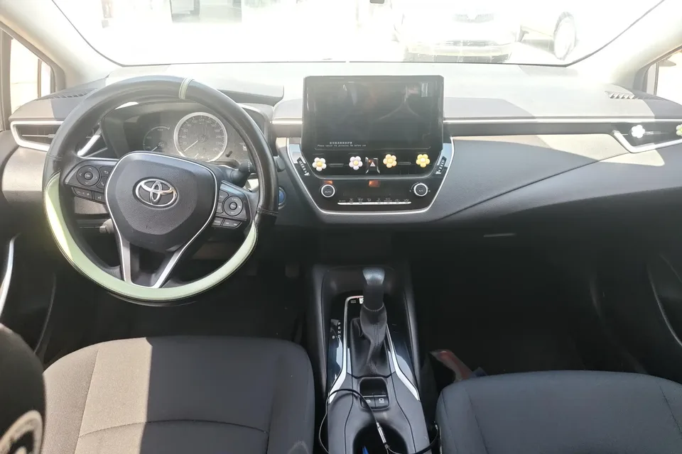 Toyota Corolla Corolla 2022 Dual Engine 1.8L E-CVT Pioneer Edition 2023 — миниатюра 4