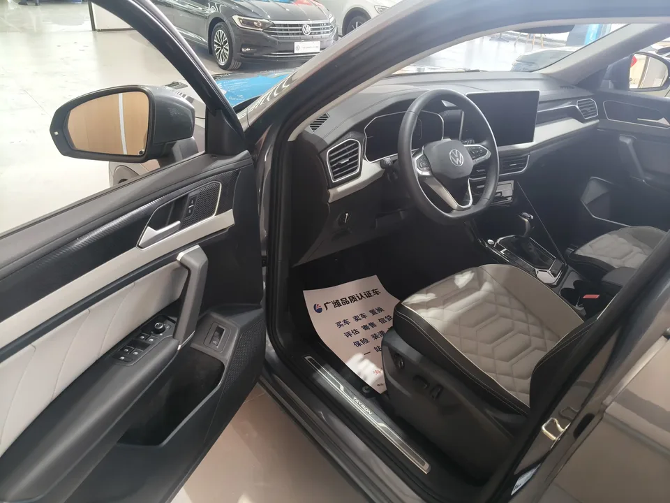 Volkswagen Tayron Tanyue 2023 300TSI 2WD Luxury Plus Advanced Edition 2024 — thumbnail 3