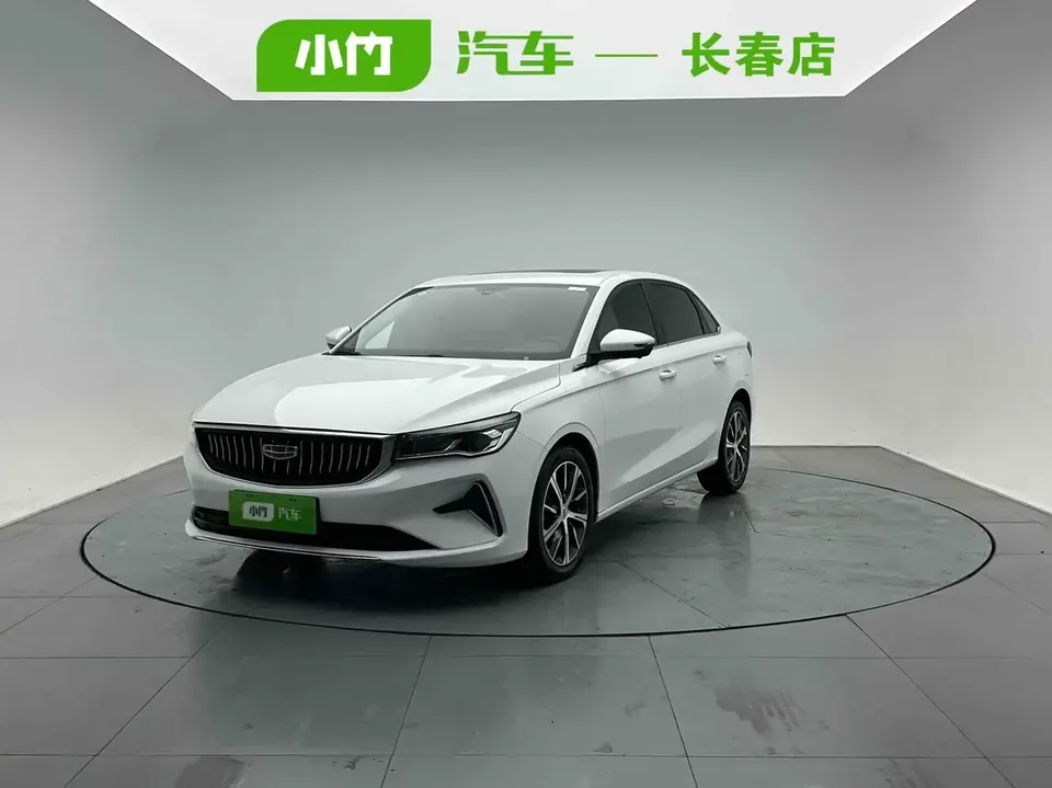 Geely Emgrand emgrand 2022 4th generation 1.5L CVT flagship model 2023 — photo 1, buy with delivery to Moscow