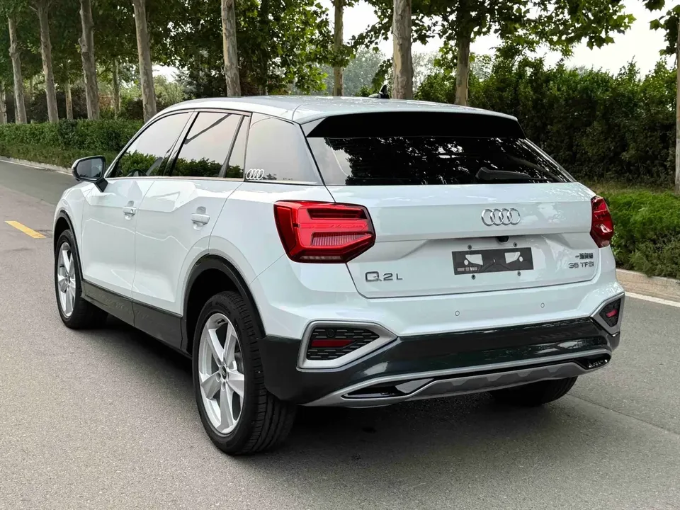 Audi Q2L Audi Q2L 2022 35 TFSI Progressive Dynamic 2022 — thumbnail 2