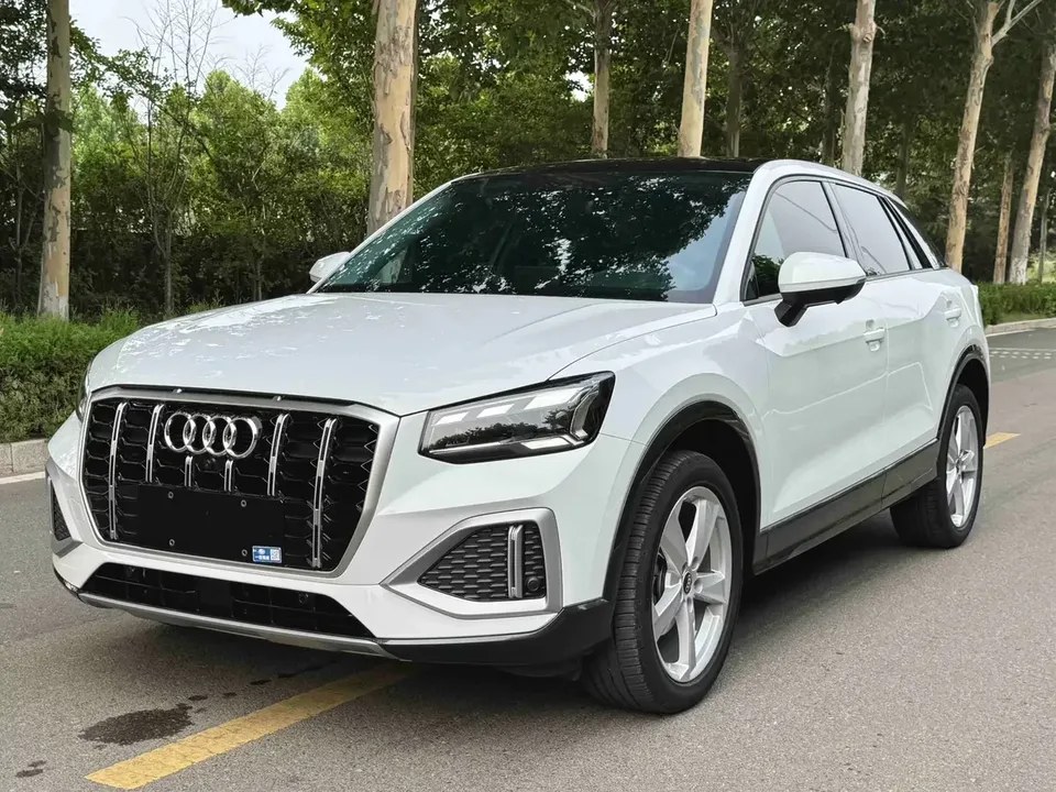Audi Q2L Audi Q2L 2022 35 TFSI Progressive Dynamic 2022 — photo 1, buy with delivery to Moscow
