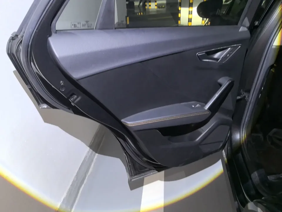 Audi Q2L e-tron Audi Q2L e-tron 2022 Pure electric intelligent enjoyment type 2022 — миниатюра 5